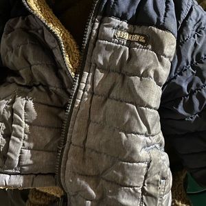 20 Oshkosh jacket 3t Had on a couple times.